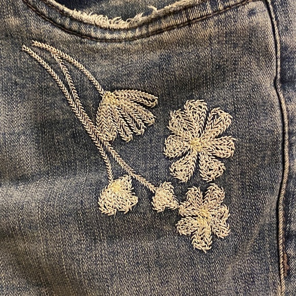 FDJ French Dressing Jeans Sixe 8 Olivia Embroidered Slim Leg Floral Flowers - Picture 9 of 9